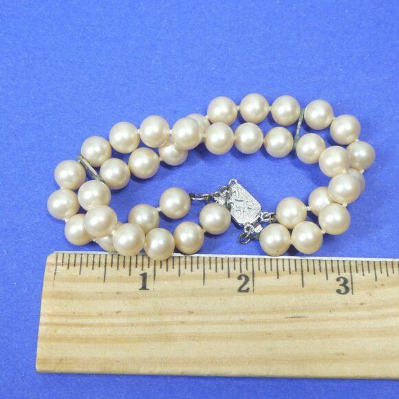Sterling Silver Clasp Faux Pearl Bracelet Vintage 2 Strand Classic - Picture 5 of 7